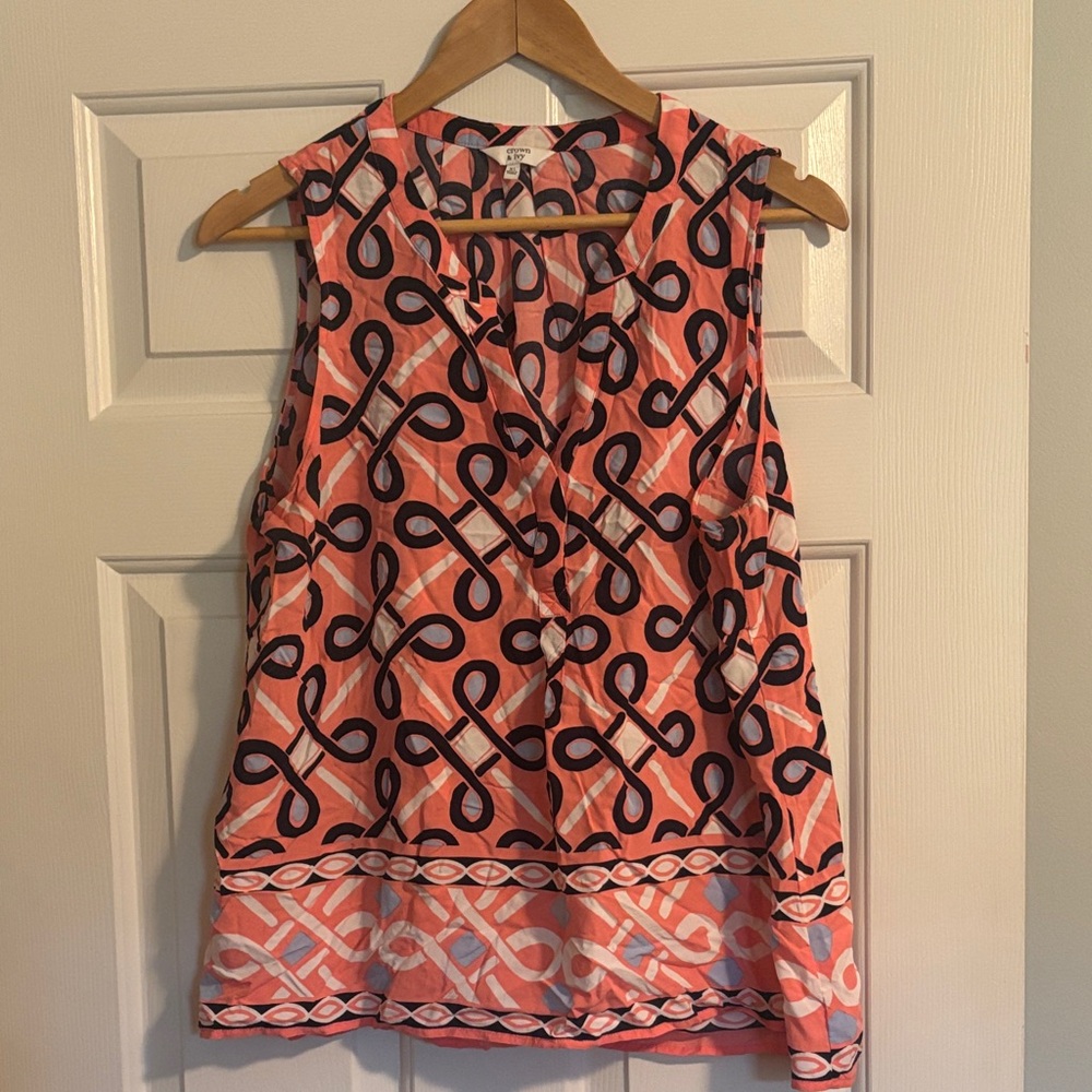 Crown & Ivy Pink and Purple Patterned Tank Top